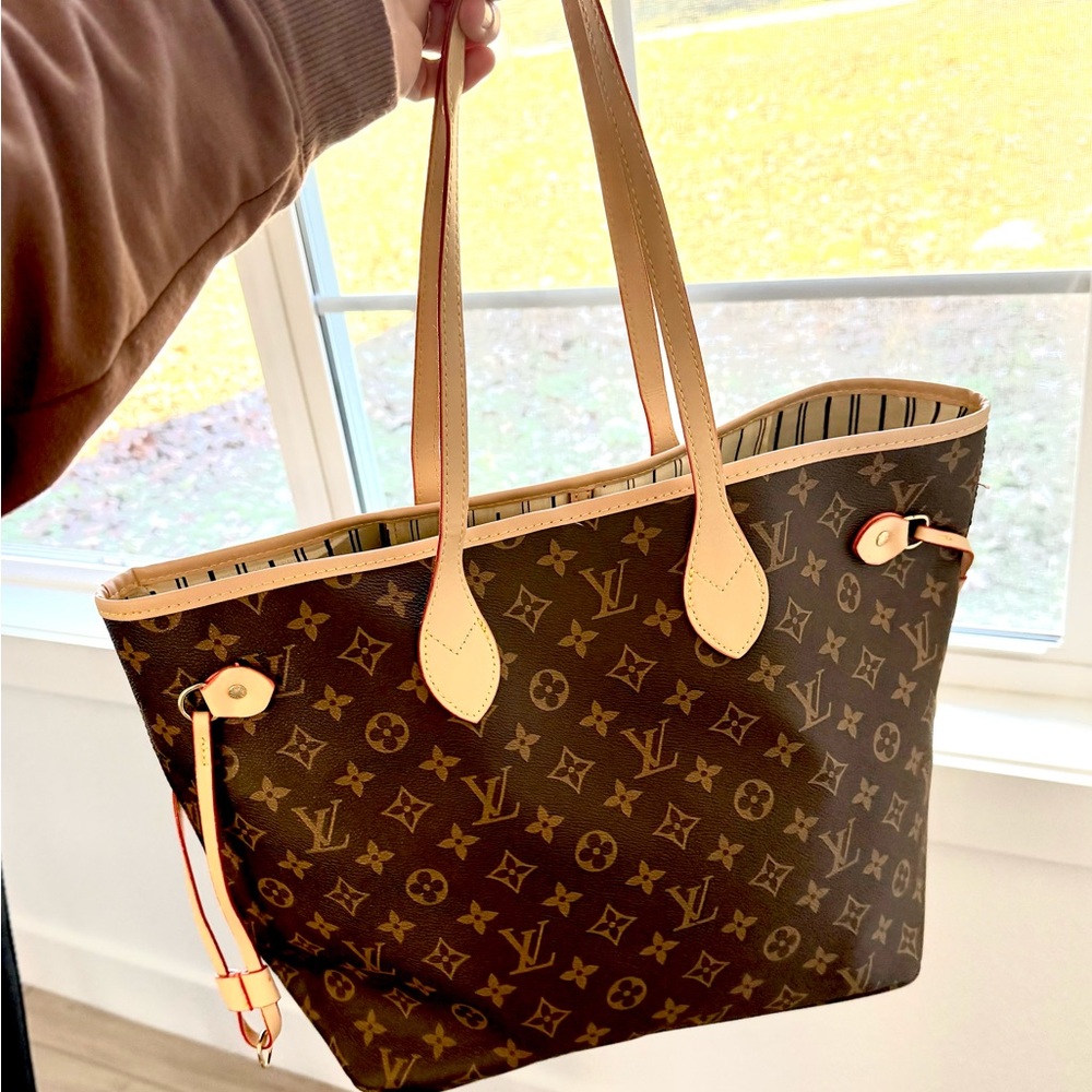 Louis Vuitton Classic Monogram Tote